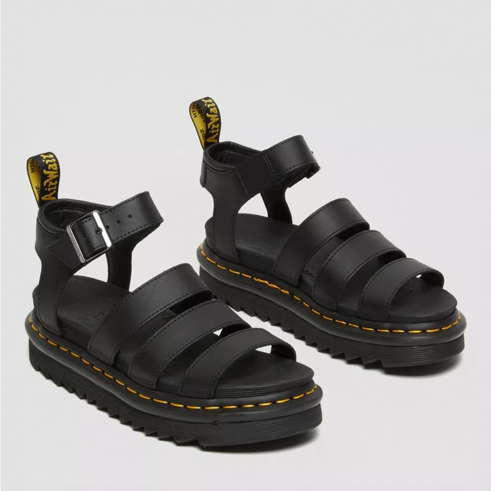 Dr Martens Blaire stewpot sandal in black 6